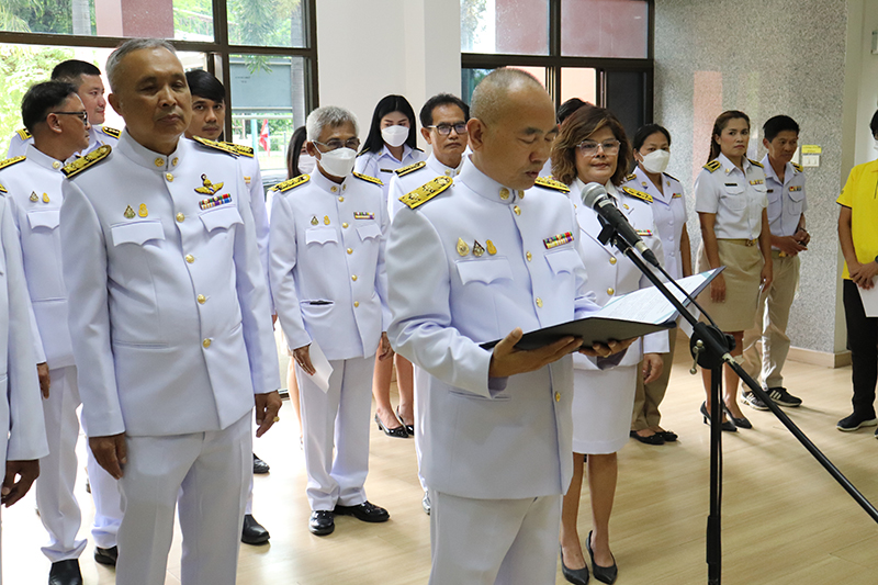พิธีถวายพระพรชัยมงคลในพิธีถวายสัตย์ปฎิญาณเพื่อเป็นข้าราชการที่ดีและพลังของแผ่นดิน